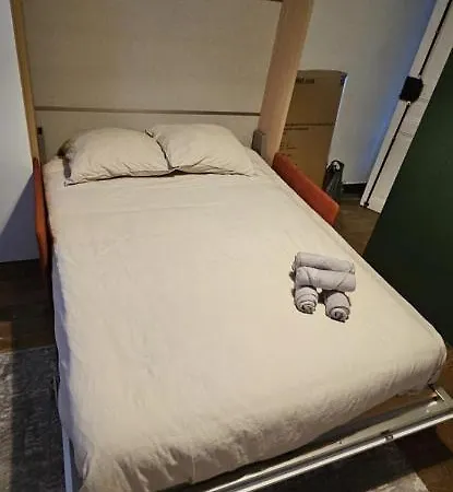 Studio Near The Buttes-chaumont Park *